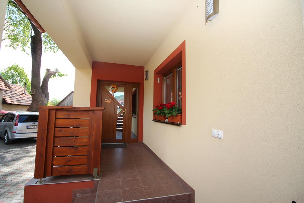 Villa Lienka Bešeňová 外观 照片