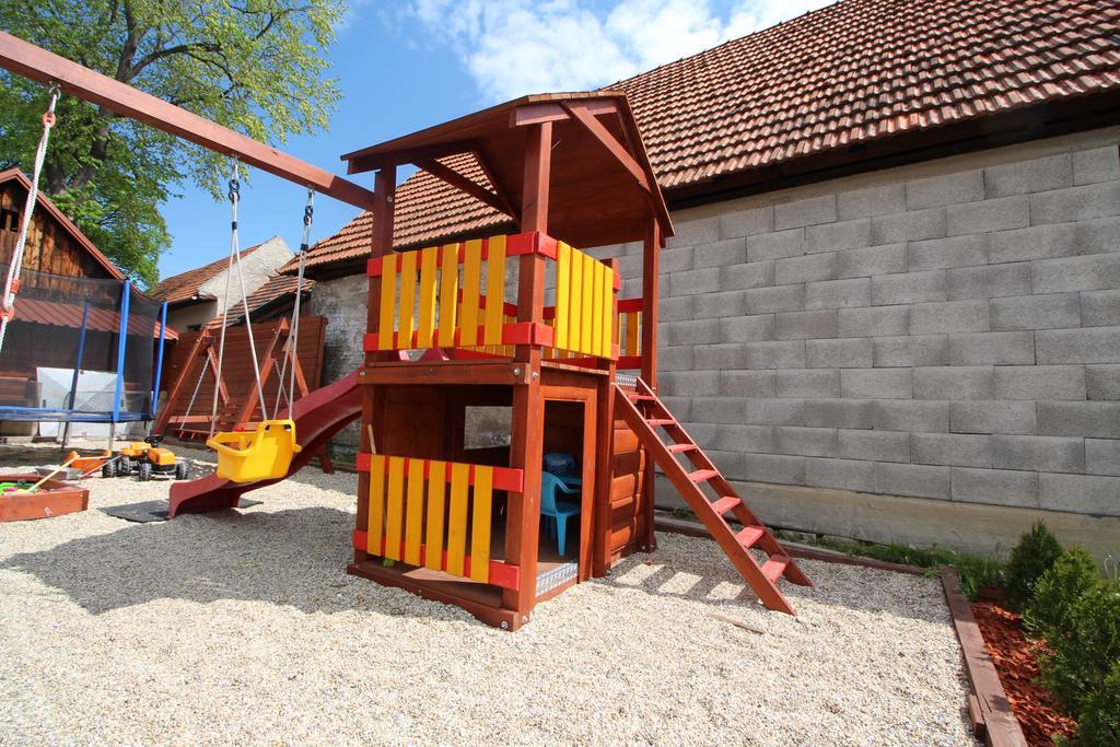 Villa Lienka Bešeňová 外观 照片