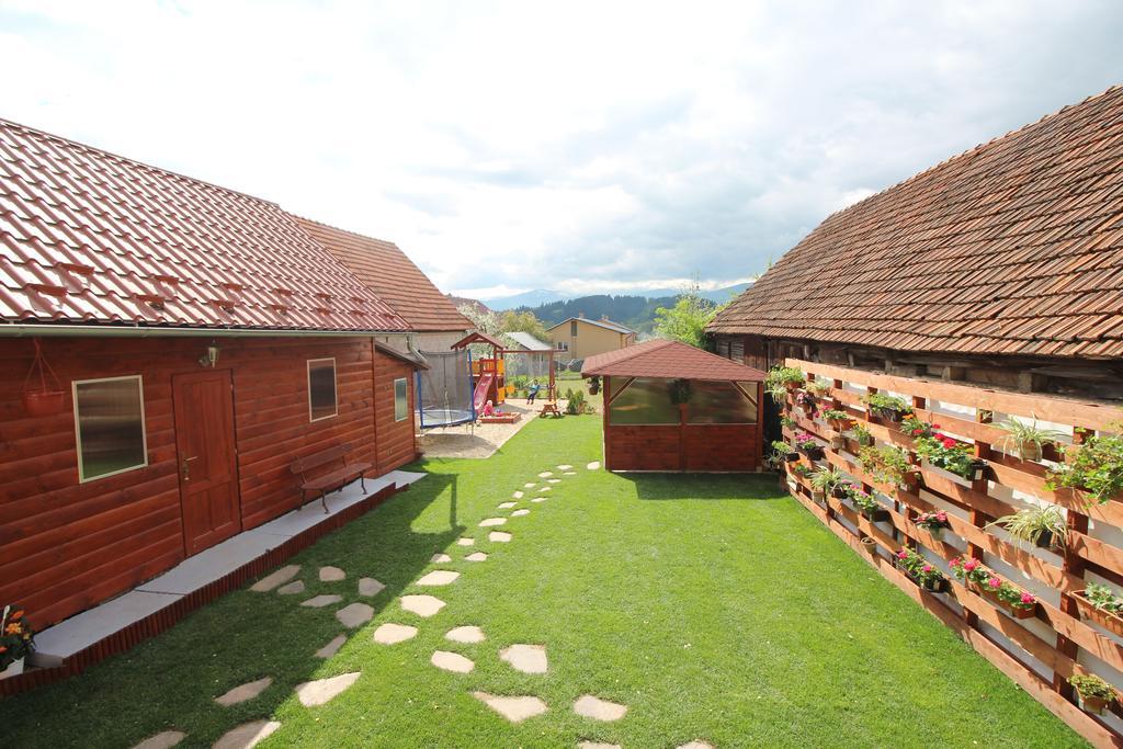 Villa Lienka Bešeňová 外观 照片