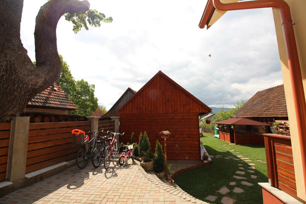 Villa Lienka Bešeňová 外观 照片